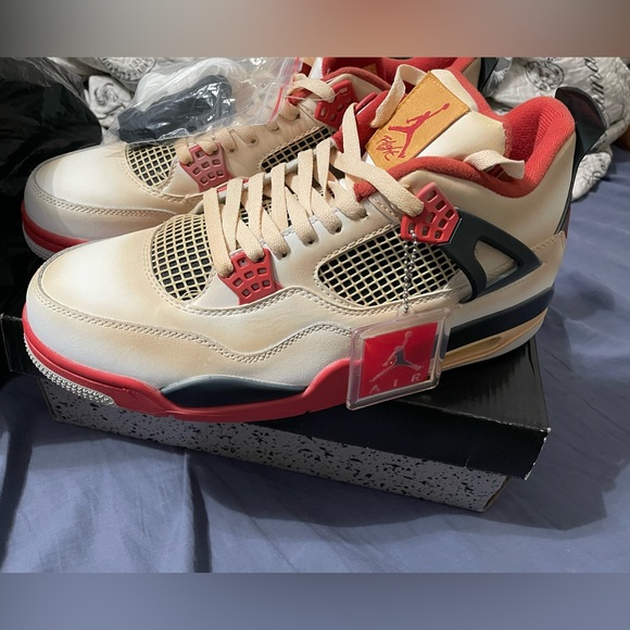 JORDAN RETRO 4 limited edition - Picture 5 of 6